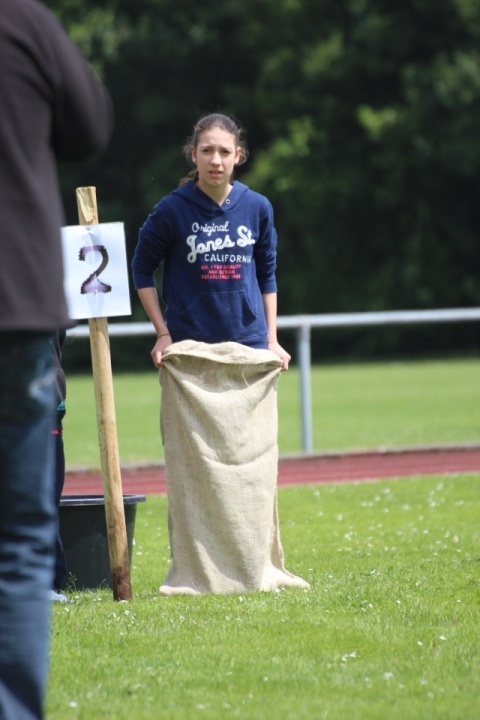 20130630_1537999588_spiel_ohne_grenzen_2013_-_kinder_011