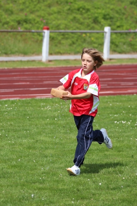 20130630_1692543586_spiel_ohne_grenzen_2013_-_kinder_287