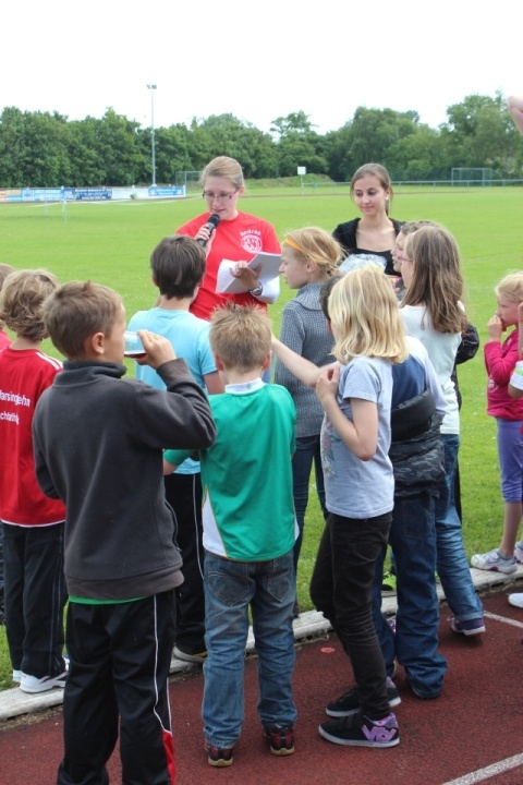 20130630_1716977272_spiel_ohne_grenzen_2013_-_kinder_338