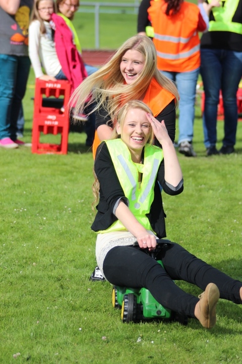 20130630_1435367620_spiel_ohne_grenzen_-_teams_215