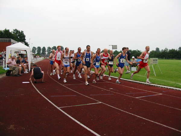 2002_0730_leichtathletik_om__0426_img