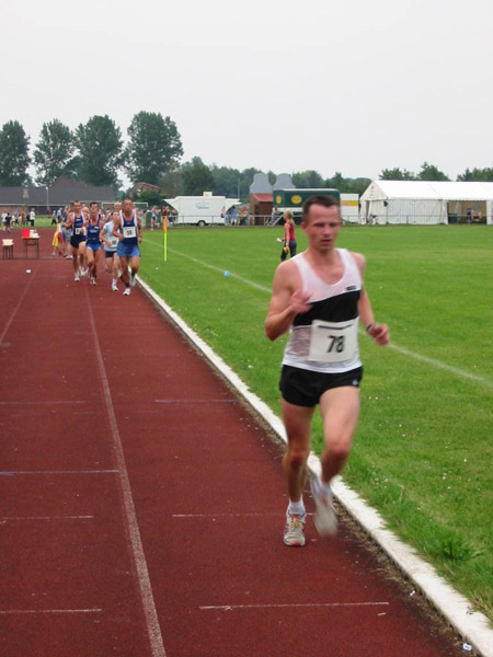 2002_0730_leichtathletik_om__0438_img
