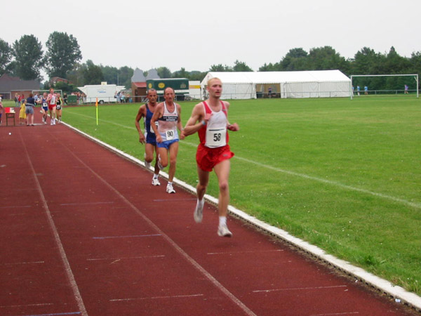 2002_0730_leichtathletik_om__0439_img